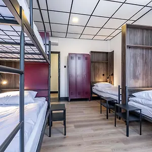 Auberge de jeunesse Vola, Varsovie